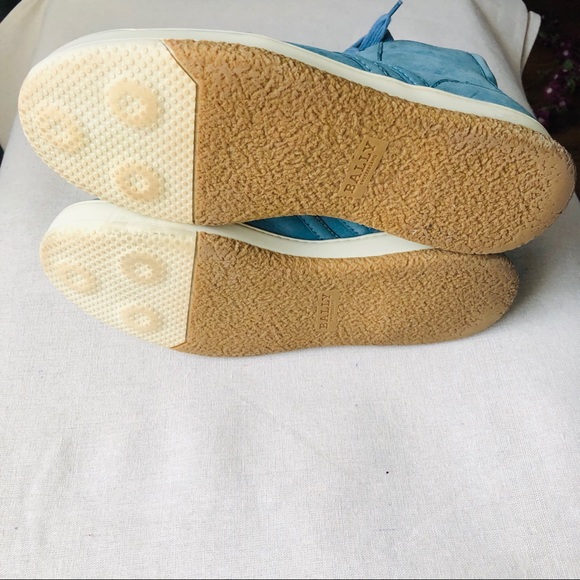 Bally Vintage Blue Suede Hi Top Sneakers - Picture 7 of 8